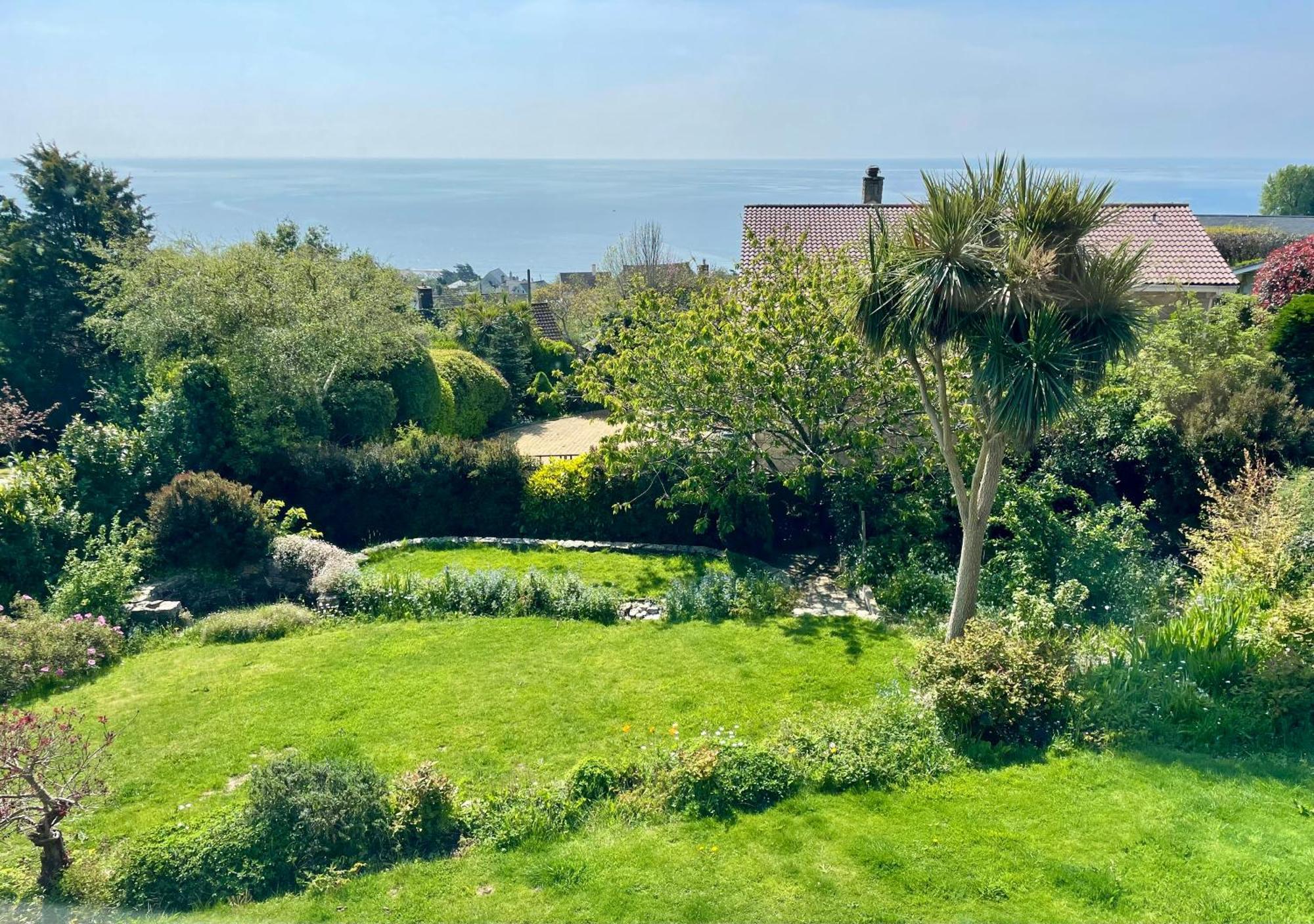 Stunning Charmouth Property With Bay Views! Экстерьер фото