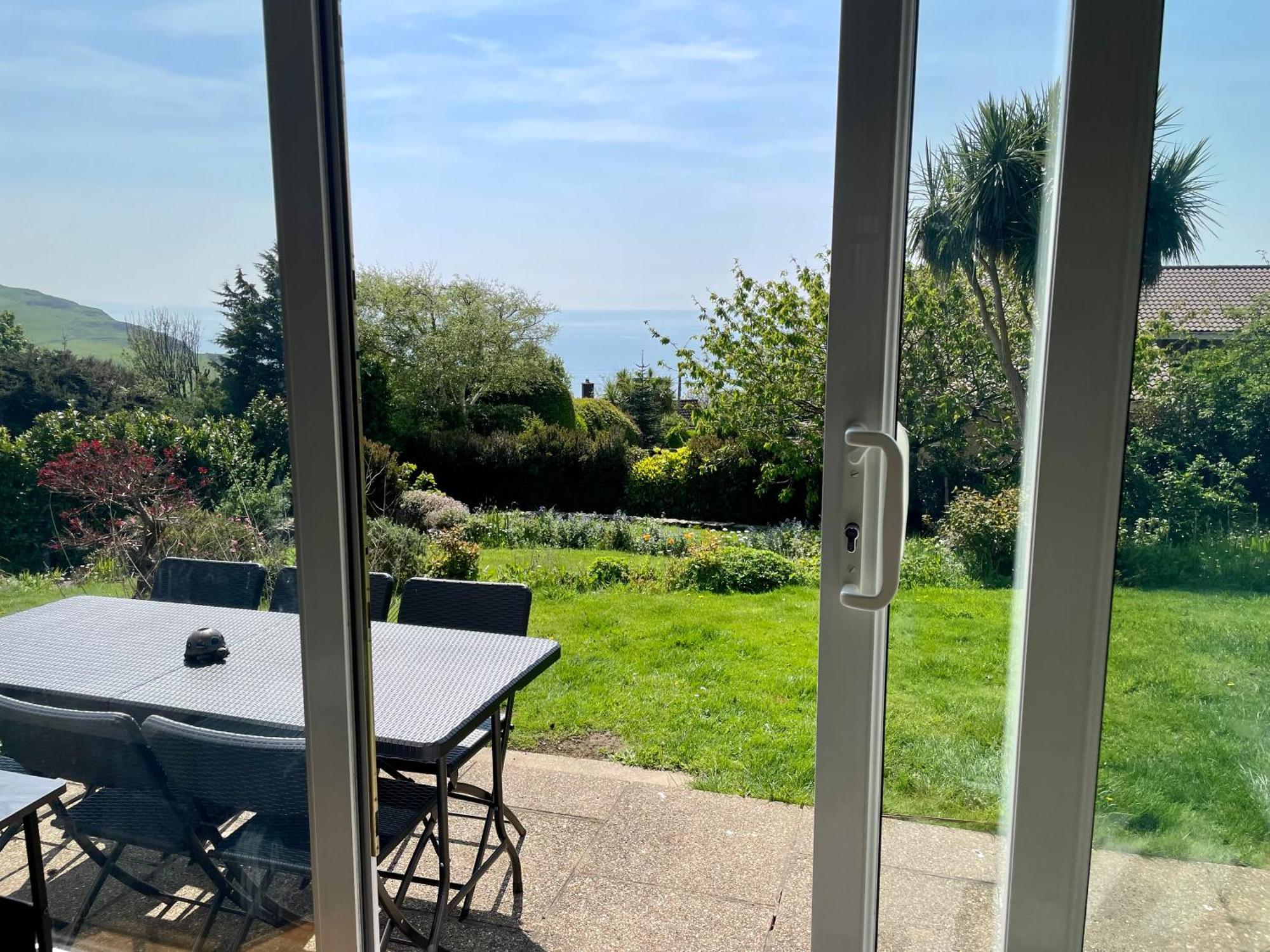 Stunning Charmouth Property With Bay Views! Экстерьер фото